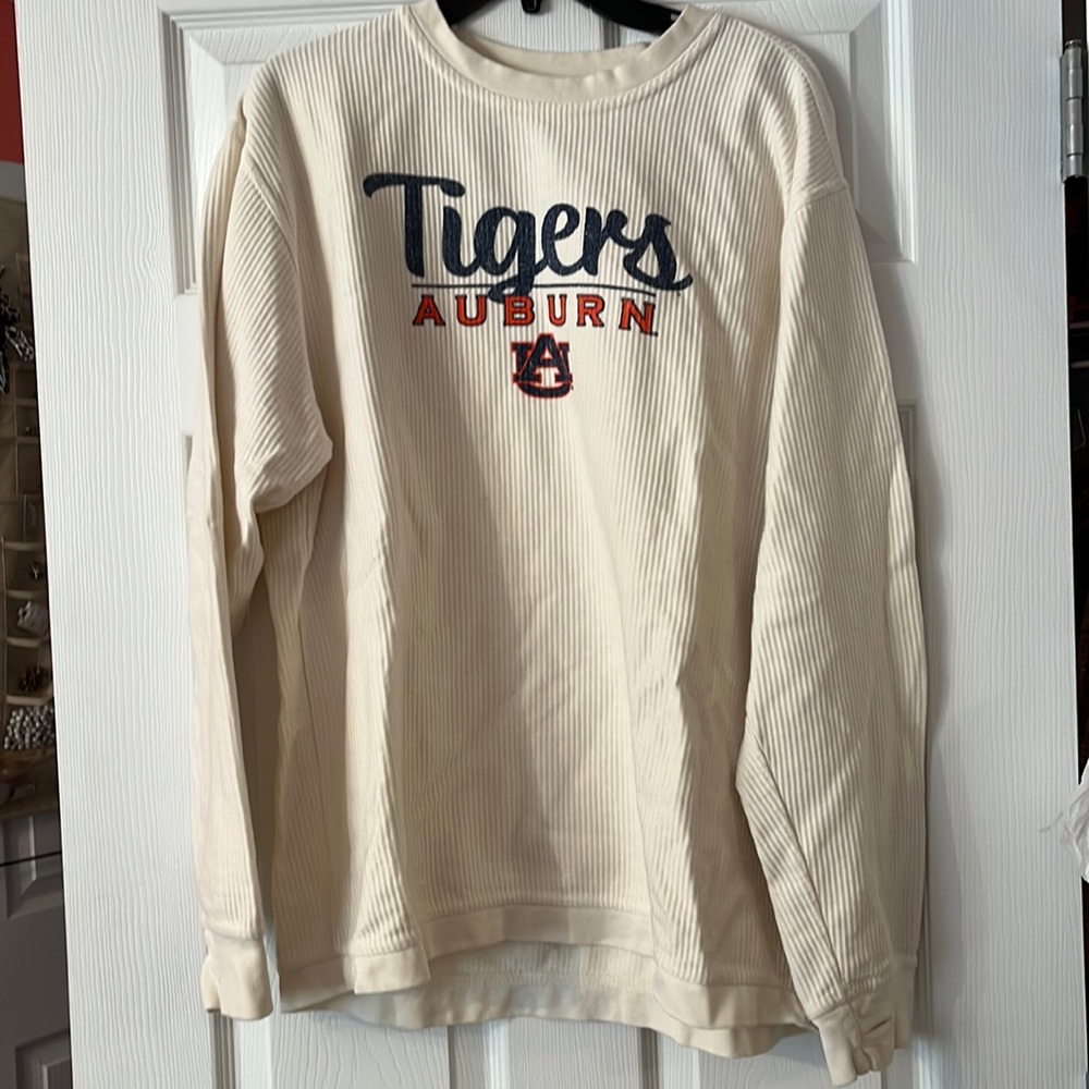 Auburn sweater medium